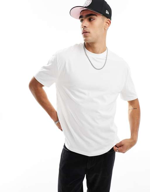 ASOS DESIGN – Locker geschnittenes T-Shirt in Weiß mit Souvenir-Rückenprint, 2 von 4