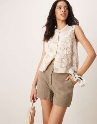 ASOS DESIGN - Locker sitzende Dad-Shorts in Khaki mit Leinenanteil-Grün