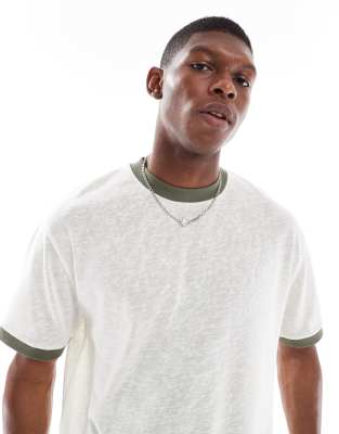 ASOS DESIGN – Locker sitzendes T-Shirt in cremeweißer Leinenoptik mit farblich eingesetzten Einfassungen - view 1