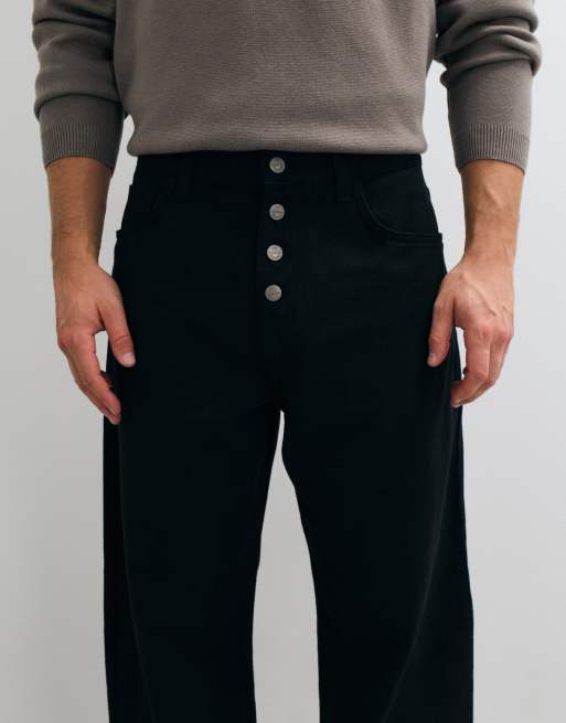 ASOS DESIGN lockere Barrel-Hose mit sichtbaren Knöpfen in Schwarz, 2 von 5