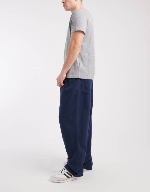 ASOS DESIGN lockere Hose mit doppelter Bundfalte in Marineblau, 3 von 5