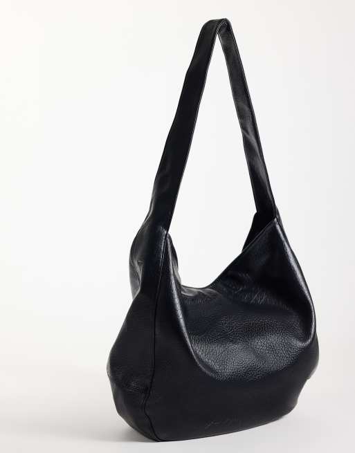 ASOS DESIGN lockere Tote mit genarbter Oberfläche und U-Ausschnitt in Schwarz, 4 von 4