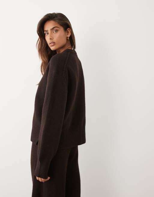 ASOS DESIGN lockerer Pullover mit seitlichem Schlitzdetail in Schokobraun - BROWN, 4 von 4