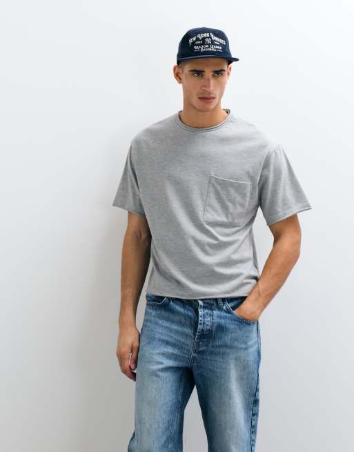 ASOS DESIGN lockeres Boxy-T-Shirt mit Tasche und offenen Säumen in Graumeliert, 4 von 5
