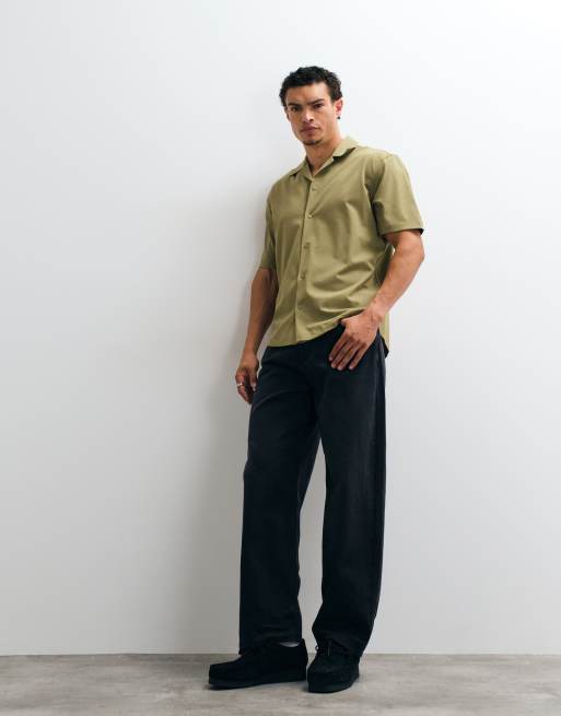 ASOS DESIGN lockeres Revershemd mit Druckknöpfen in Khaki, 2 von 5