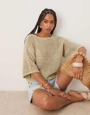 ASOS DESIGN - Lockeres T-Shirt aus weitmaschigem Strick in Grün