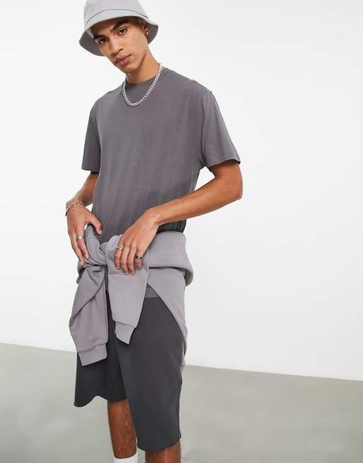 ASOS DESIGN – Lockeres T-Shirt in verwaschenem Schwarz 