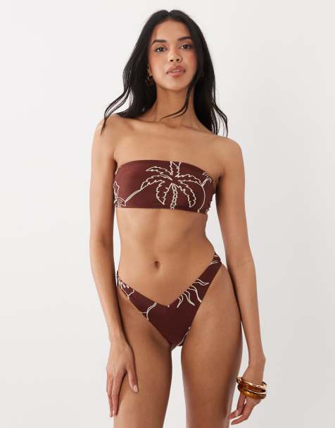 ASOS DESIGN – Logan – Czekoladowa góra od bikini bandeau we wzór w palmy - view 1