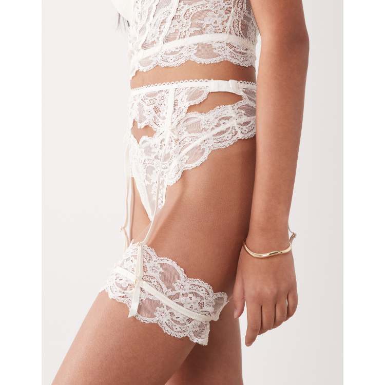 how should a garter belt fit Garter Belt Porn Videos main image 0