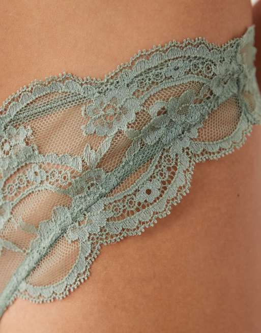 ASOS DESIGN – Lola – Tanga aus Spitze in Vintage-Grün, 3 von 4
