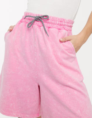 pink long shorts