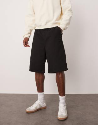 long length pleated jorts in black