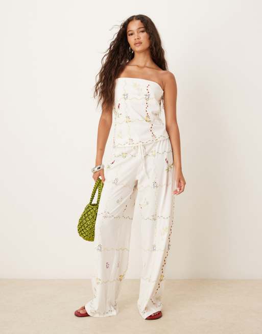 ASOS DESIGN long line bandeau with flower embroidery in white - part of a set