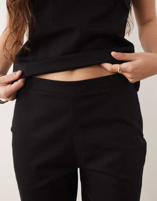 ASOS DESIGN long line capri trouser in black, 3 of 5