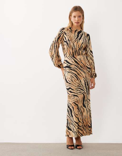 ASOS DESIGN long sleeve blouson maxi dress in mono animal print, 3 of 4