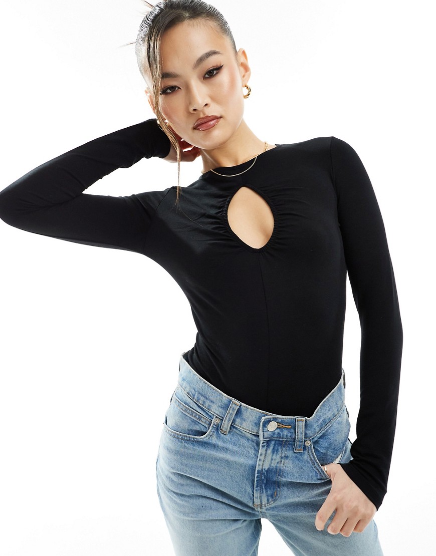 ASOS DESIGN long sleeve bodysuit with keyhole cut out in black