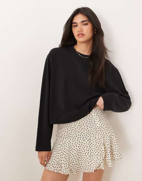 ASOS DESIGN long sleeve boxy cropped t-shirt in black - view 1