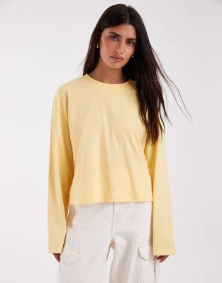 Asos Design Long Sleeve Boxy Cropped T-shirt In Yellow