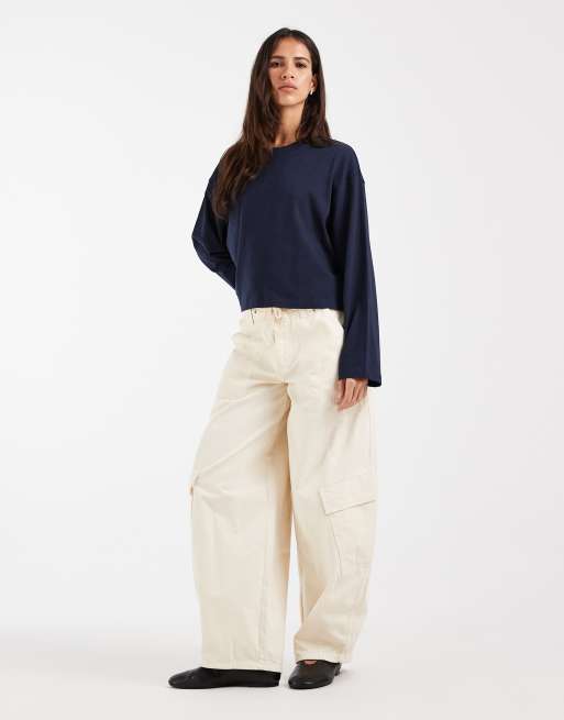 ASOS DESIGN long sleeve boxy cropped t-shirt in navy, 3 of 4