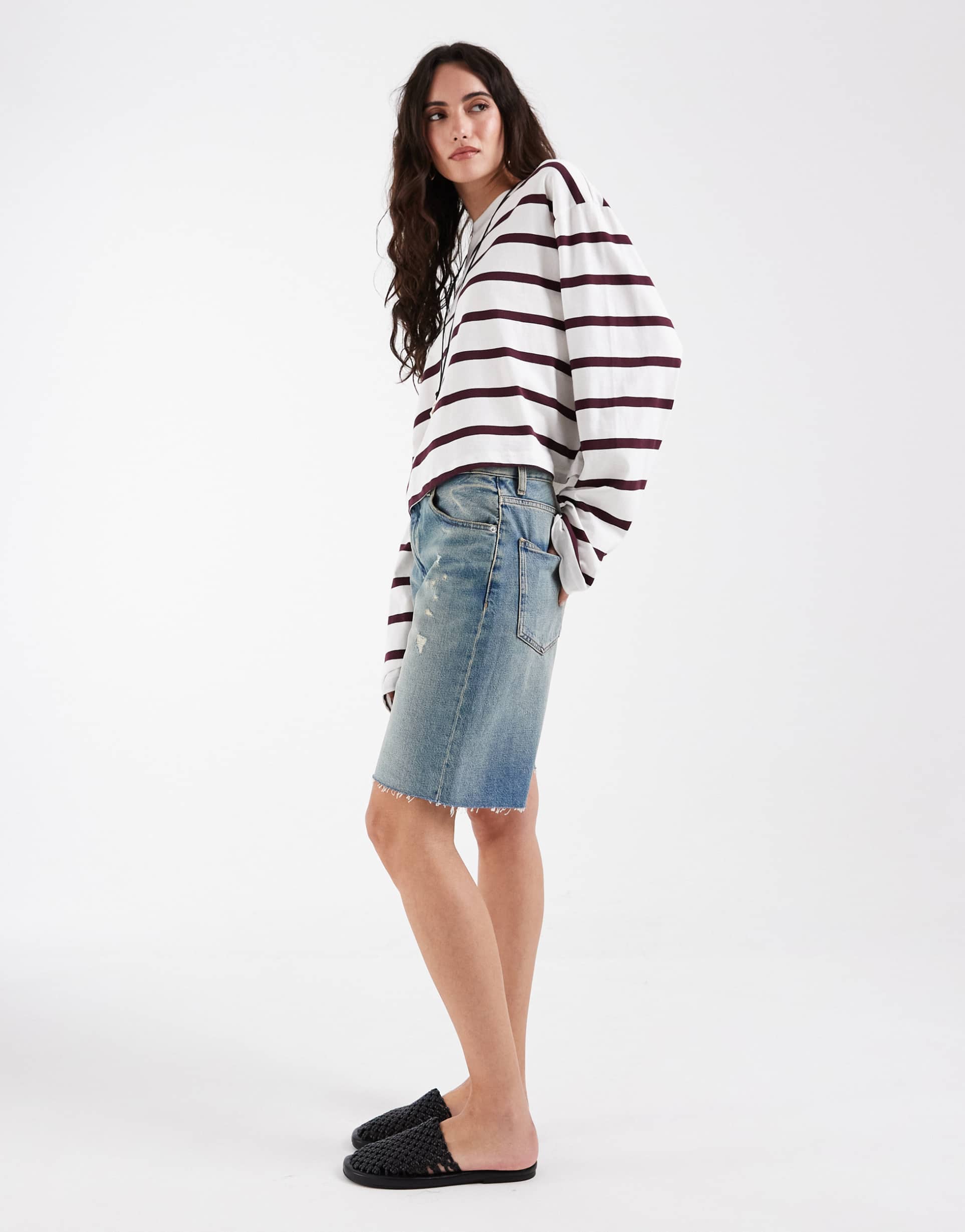 asos design long sleeve boxy cropped t-shirt in plum stripe