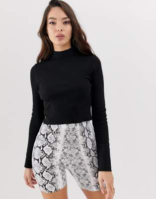 plain black long sleeve crop top