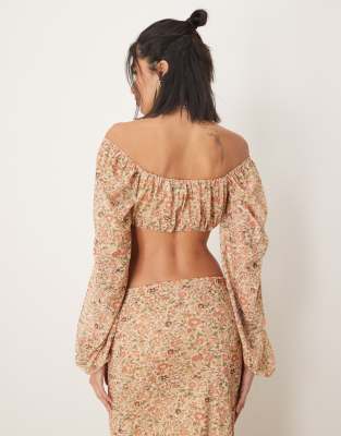 ASOS DESIGN LONG SLEEVE CROPPED MILKMAID TOP 