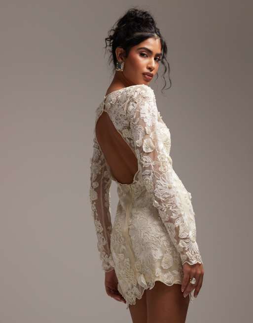 Cream lace wedding hot sale dress with sleeves