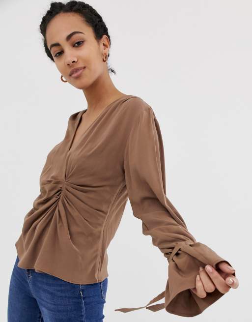 long draped sleeves