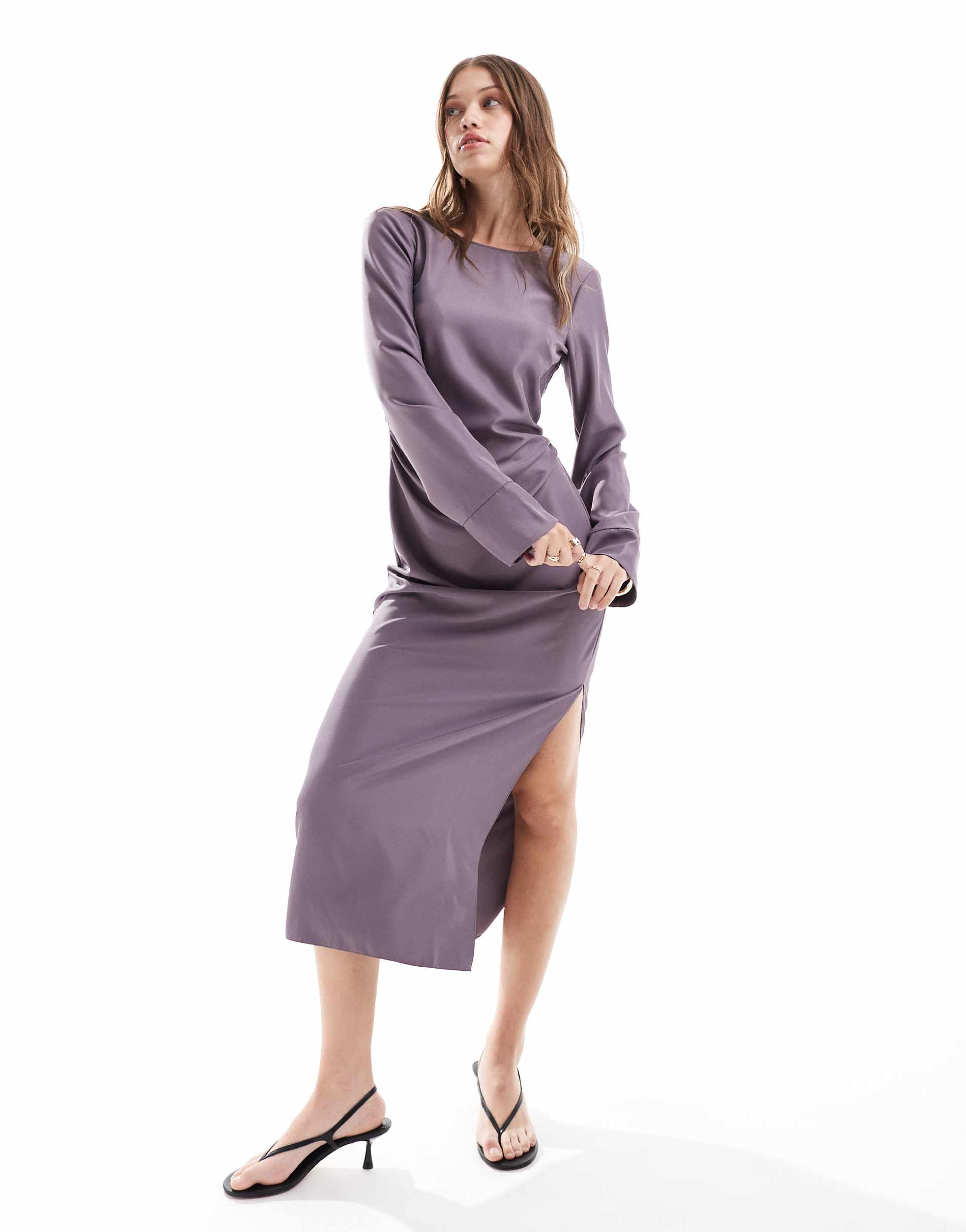 asos design long sleeve gathered waist midi with twist back detail in deep mauve