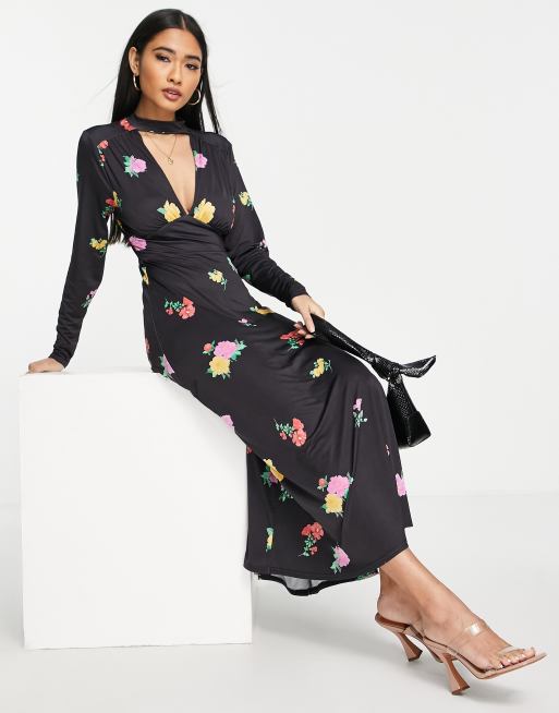 Black floral maxi 2025 dress with sleeves