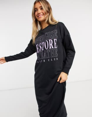 black long sleeve t shirt dress