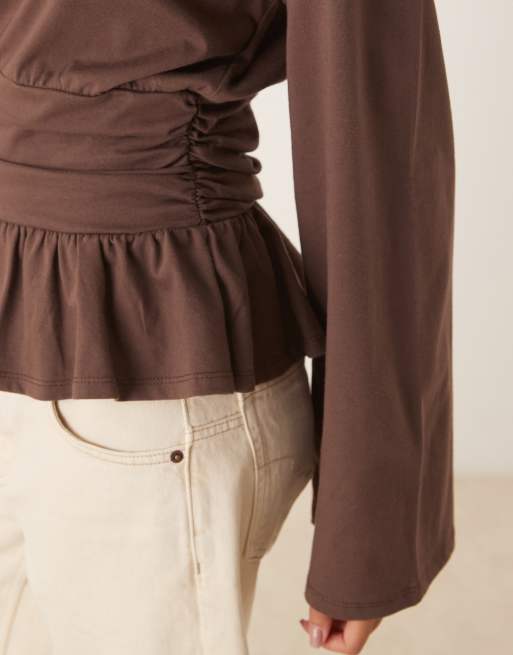 トップス Acka. peplum loose sweat brown ASOS DESIGN long sleeve peplum T-shirt in brown | ASOS