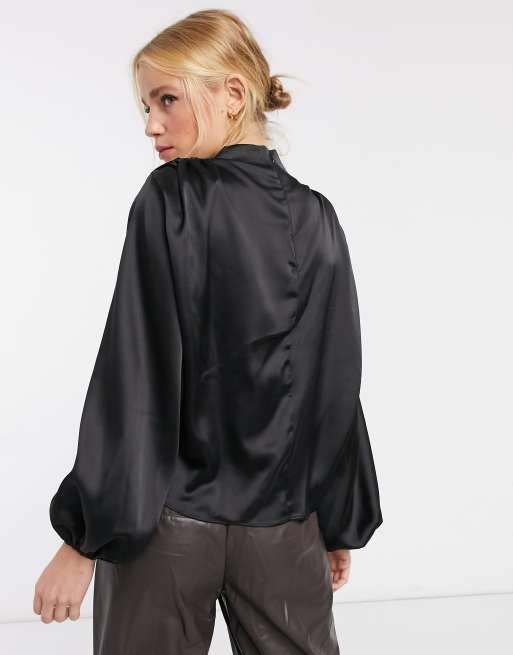 SATIN TOP WITH DRAPED DETAIL - Black