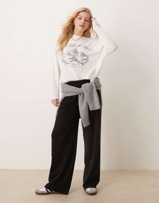 ASOS DESIGN long sleeve skater t-shirt with Alaska graphic in white