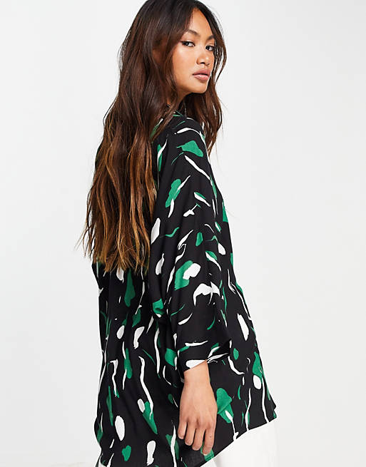 Tops Shirts & Blouses/long sleeve soft oversized shirt in white & green smudge print 
