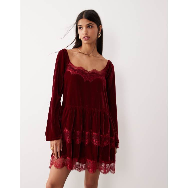 red sweetheart neckline mini dress Women's Dresses Trophy Lace Bodice Sweetheart Neckline Mini Dress Red S by Selfie Leslie Clearance