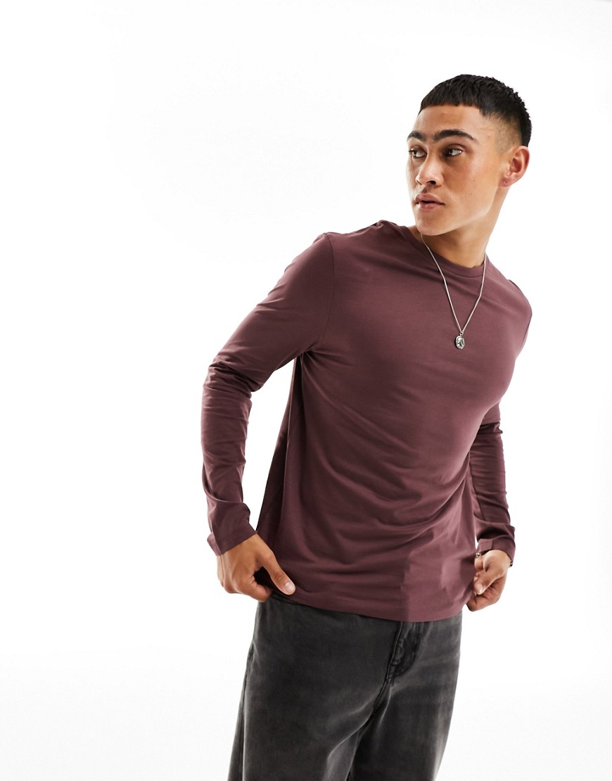 ASOS DESIGN long sleeve t-shirt with crew neck in burgundy-Red
