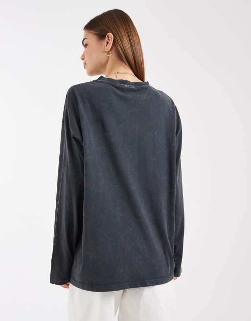 ASOS DESIGN long sleeve t-shirt with siren sounds graphic in washed charcoal, 4 of 4
