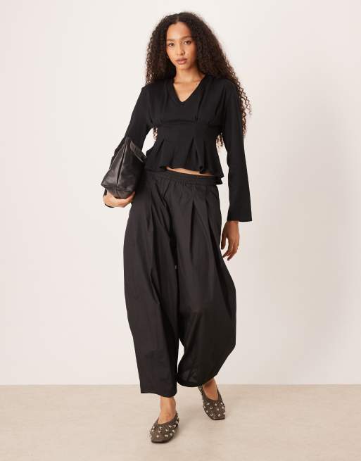ASOS DESIGN long sleeve tee with tie waist cinch detail in black, 2 of 4
