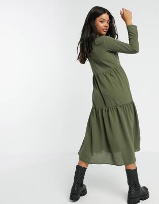 long sleeve tiered midi dress