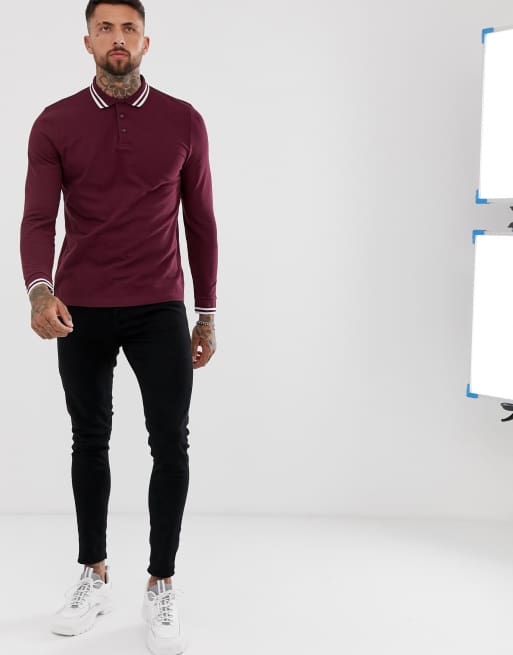 Maroon long store sleeve shirt outfit