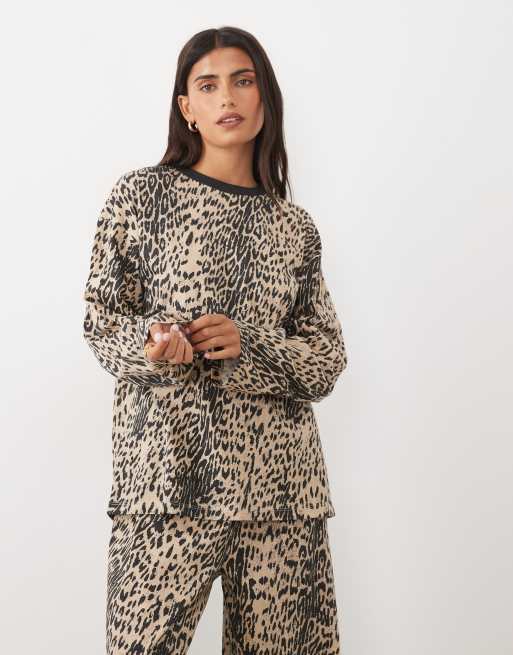 ASOS DESIGN long sleeve top and wide leg pants pyjama set in animal print, 2 of 4