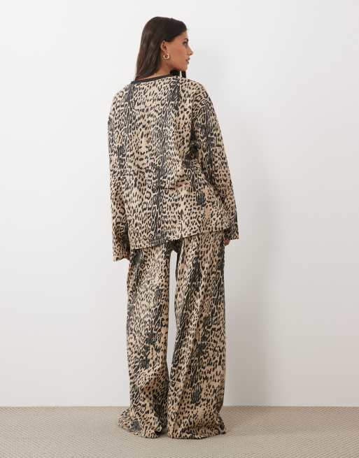 ASOS DESIGN long sleeve top and wide leg pants pyjama set in animal print, 3 of 4