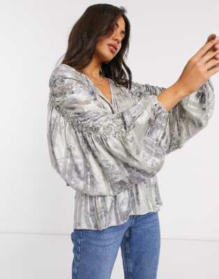 asos jeans and a nice top