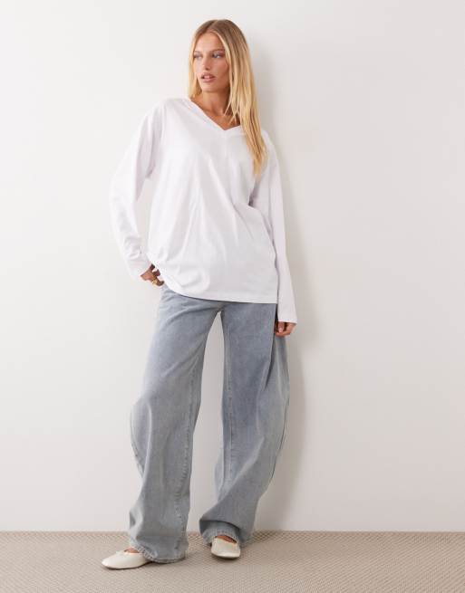 ASOS DESIGN long sleeve with v neck top in white, 2 of 4