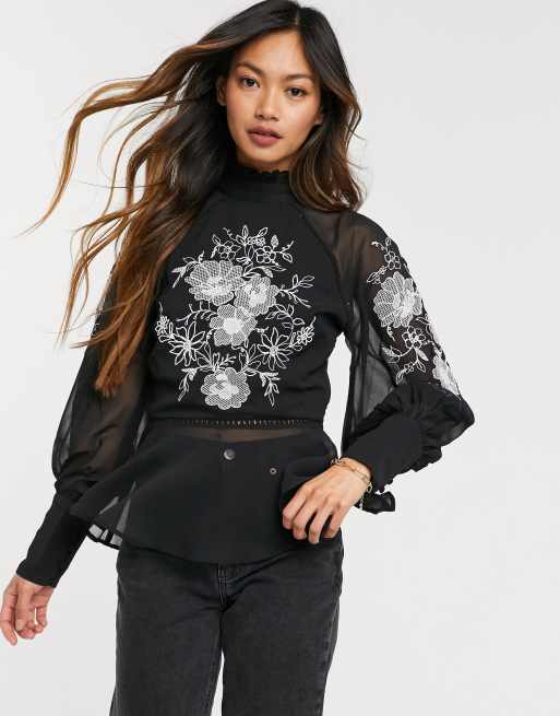 High neck 2025 embroidered top