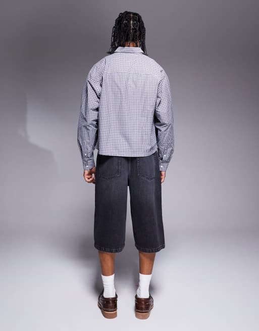 ASOS DESIGN – Czarne sprane wydłużone jeansowe jortsy