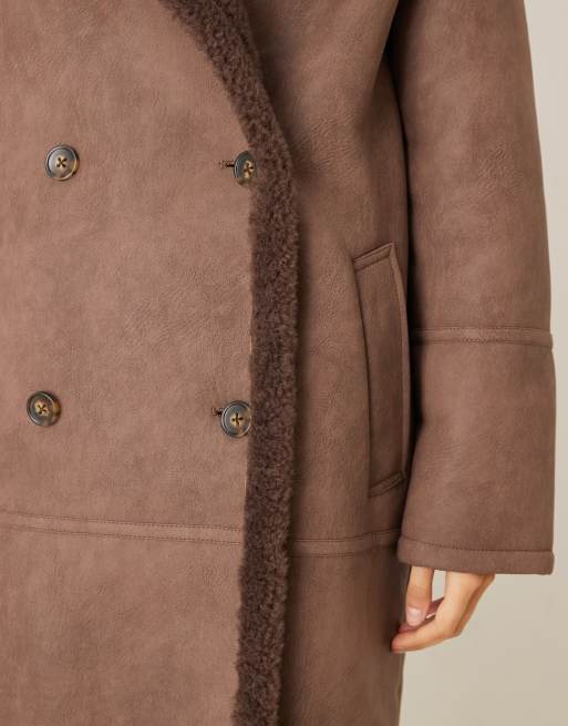 ASOS DESIGN longline bonded borg jacket in chocolate