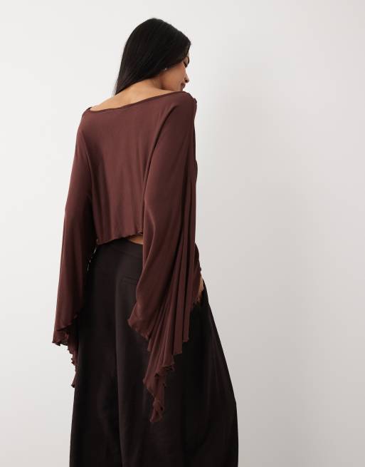 ASOS DESIGN – Longline-Cape-Oberteil in Schokobraun mit ausgestellten Ärmeln, 4 von 4