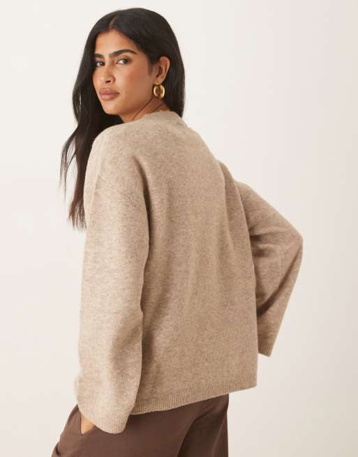 ASOS DESIGN longline crew neck jumper in rye
